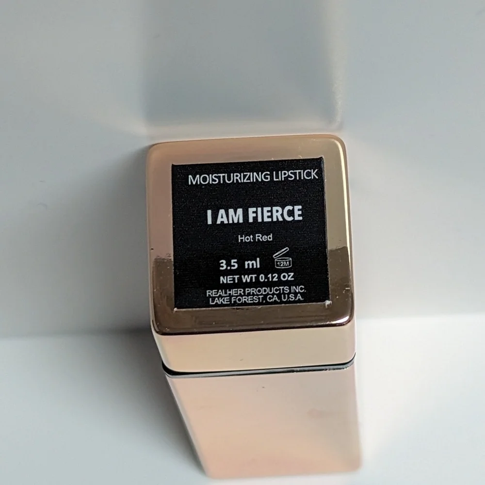 RealHer Moisturizering Lipstick I Am Fierce (New)